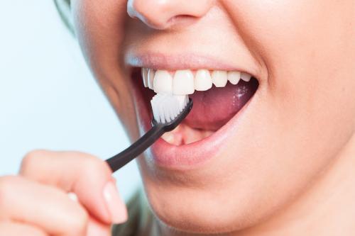 Как избежать 9 ошибок в гигиене полости рта и сохранить здоровье зубов 02 Как избежать 9 ошибок в гигиене полости рта и сохранить здоровье зубов 02