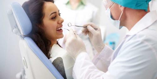 Как часто нужно посещать стоматолога для профилактики заболеваний зубов