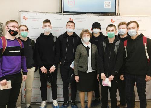 Какие виды поддержки и консультации доступны подросткам для вопросов репродуктивного здоровья. Разговор о репродуктивном здоровье: врачи  подростки