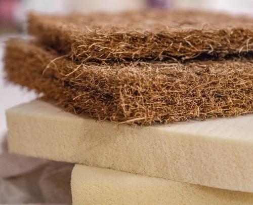 Почему важно спать на жестком матрасе для правильного роста. Как правильно выбирать жесткий матрас