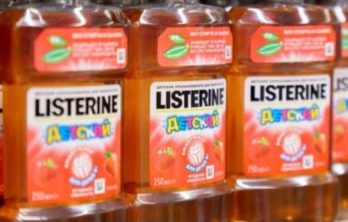 Можно ли использовать ополаскиватель вместо чистки зубов. Чем полоскать рот после еды