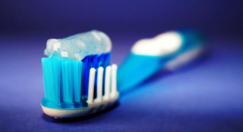 Очистите свои привычки: 10 ошибок в ежедневной гигиене полости рта 02 Очистите свои привычки: 10 ошибок в ежедневной гигиене полости рта 02