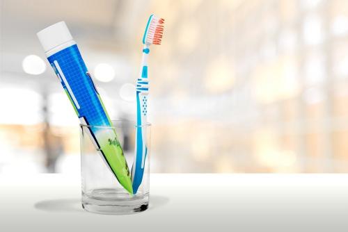 Чем может быть опасен неправильный уход за зубами: 8 неочевидных ошибок 03 Чем может быть опасен неправильный уход за зубами: 8 неочевидных ошибок 03